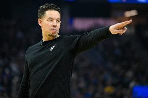 米奇：斯普利特干得很是棒 他的带队体现证实晰他的能力_24直播网