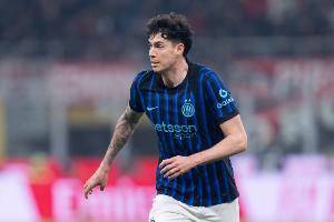 莫雷托：国米和巴萨确实有谈巴斯托尼，，，，但后者现在专注于球队_24直播网