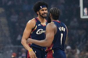 阿特金森：哈登是“先生型”球员 总有新想法&和球员们交流许多_24直播网