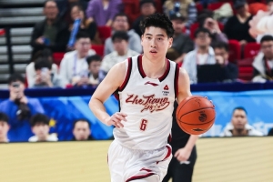 效率可以！程帅澎10中6孝顺15分3助2断 三分2中1_24直播网