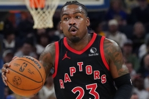 小钢炮发威！谢德半场7中4&三分4中3 获得11分1篮板1助攻_24直播网