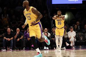 不败首发对决！湖人今日首发2胜0负继续不败 火箭首发赛季首败_24直播网