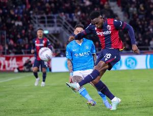 米体：尤文本轮意甲将现场考察中卫卢库米，，，，，今夏可能再次求购_24直播网