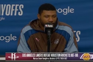 【完整版】斯玛特：詹姆斯总是能在各方面资助球队 他信任队友_24直播网