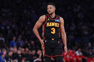 起劲了！麦科勒姆20中11拿下26分4板&上半场17分 5失误略多_24直播网