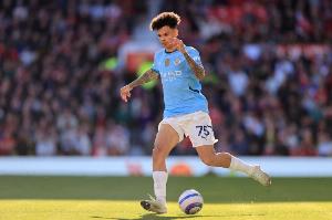 炸裂！奥赖利近4。。。。。2克枪手+大胜军车孝顺3球1助攻，，均获评超8分_24直播网