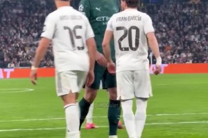 专用小个搪塞哈兰德?！居莱尔和加西亚争相防魔人_24直播网